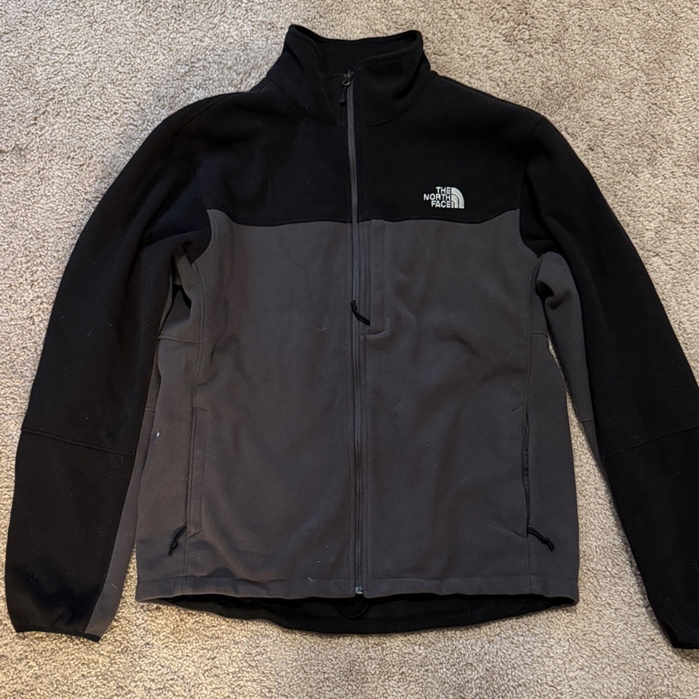 The North Face Men's Dual-Tone Performance Jacket